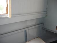  Larger image